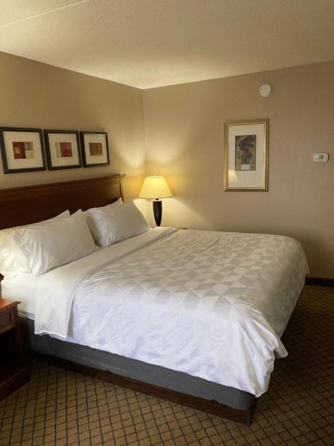 Holiday Inn Cincinnati-Eastgate By Ihg Екстериор снимка